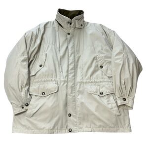 Vintage Towne by London Fog men’s Size XL stone color coat with zip out lining.